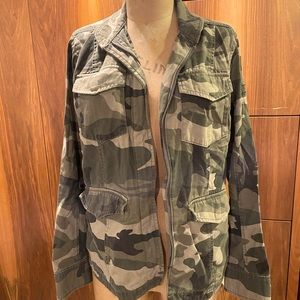 A&F camo jacket